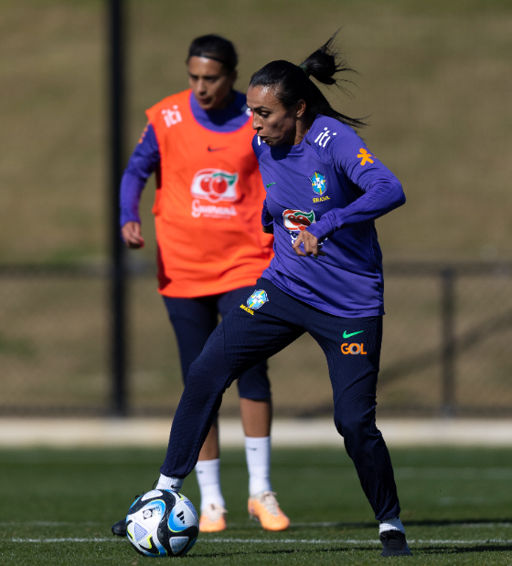 Hoje tem partida da Seleção Masculina de Futebol, que estreia nos