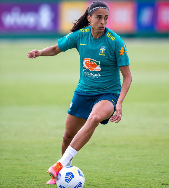 Futebol feminino venceu mais uma vez, diz Andressa Alves após