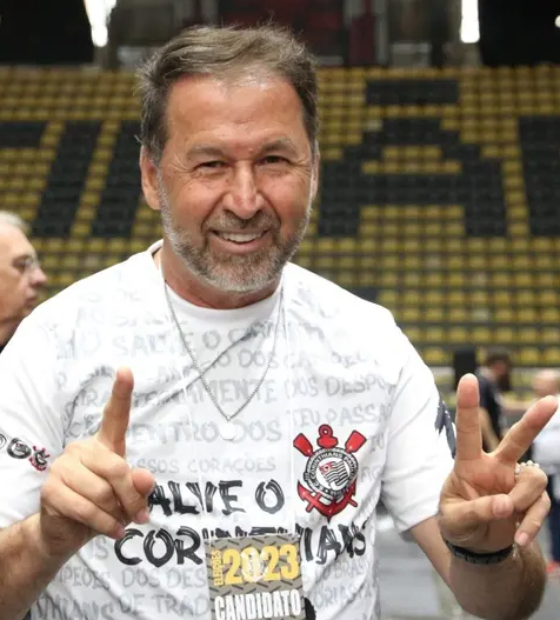 Corinthians elege novo presidente e encerra ciclo que dirigia clube há 16 anos