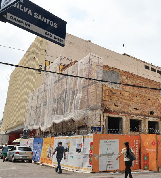 Denúncia aponta suposta descaracterização do prédio do Cine Olympia, em reforma quatro anos