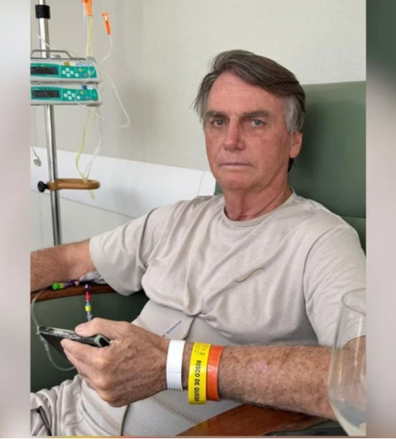 Bolsonaro segue sem previsão de alta hospitalar, diz boletim médico