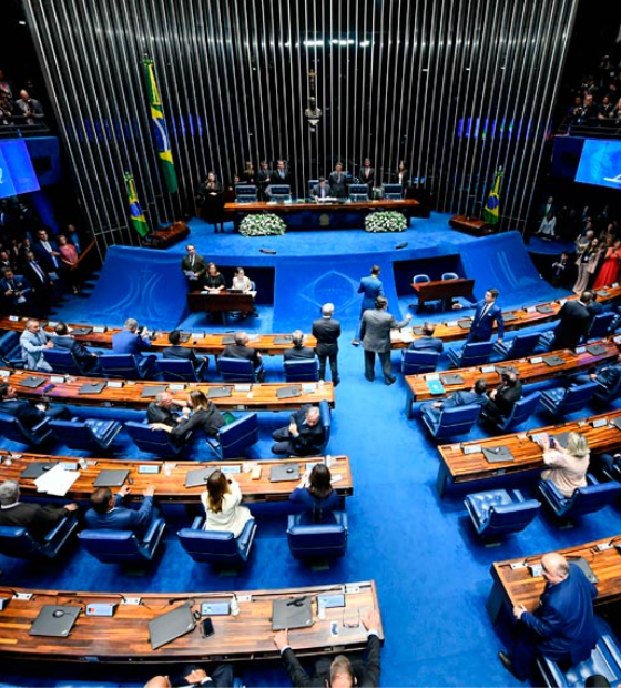 Fim da reeleição pode ser votado no Senado ainda este mês; entenda a proposta
