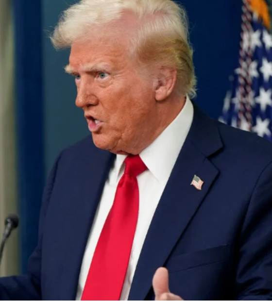 Trump acusa 'CNN' e 'The New York Times' de espalhar mentiras sobre ataque ao Irã