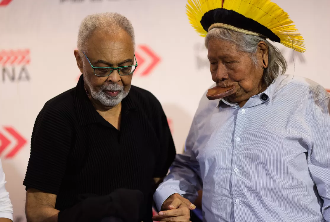 COP30: Gil e Raoni trocam saberes: 'Consciência de pertencer à natureza'