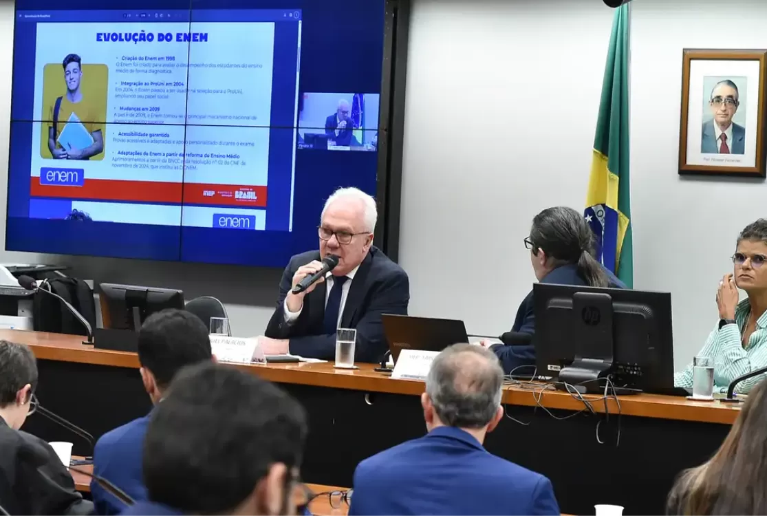 Presidente do Inep nega vazamento de questões do Enem 2025