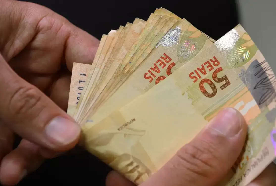 Segunda parcela do 13º salário deve ser paga até a próxima sexta-feira