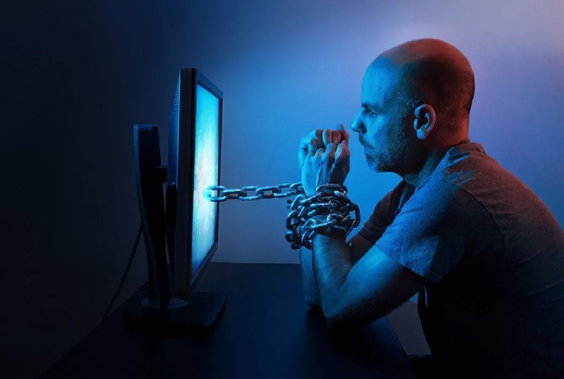 Vício em jogos on-line pode ser combatido com educação financeira