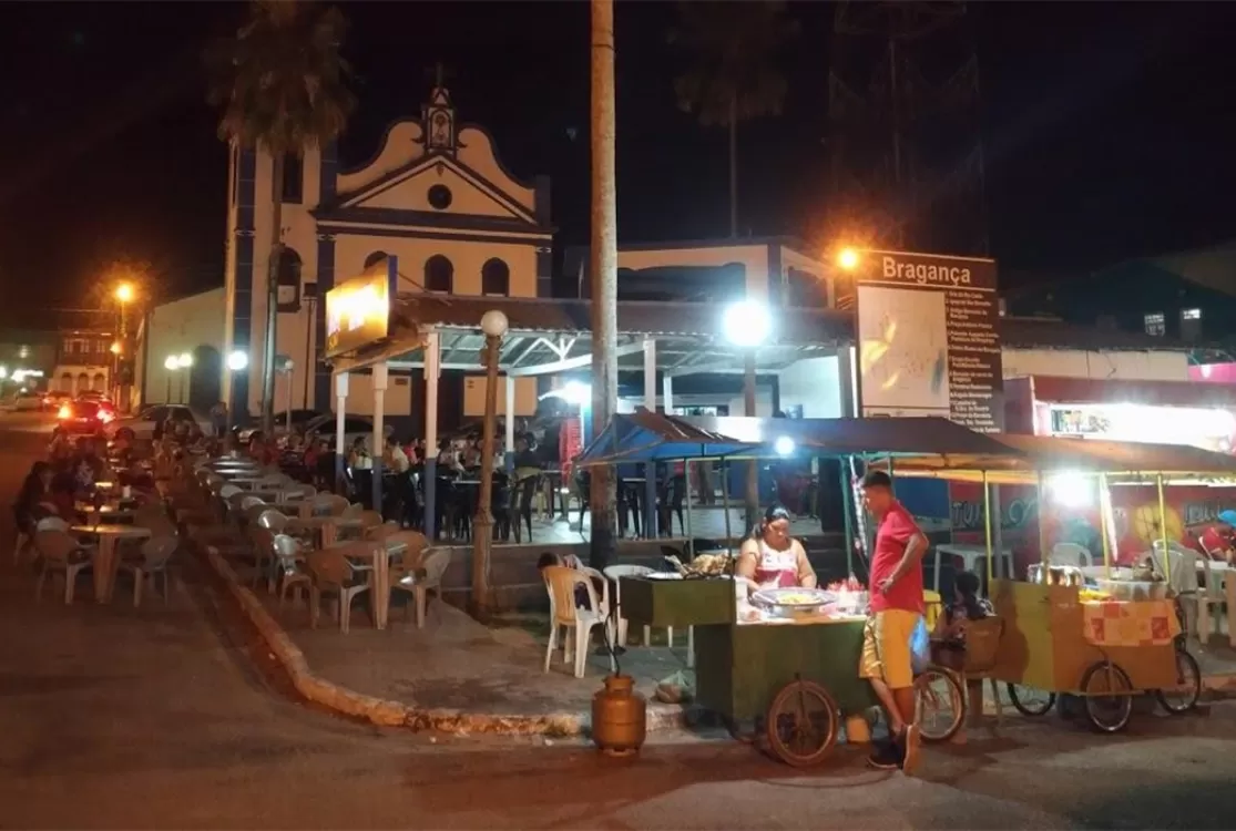 Disputa por coreto histórico mantém Rex Bar fora de cena em Bragança