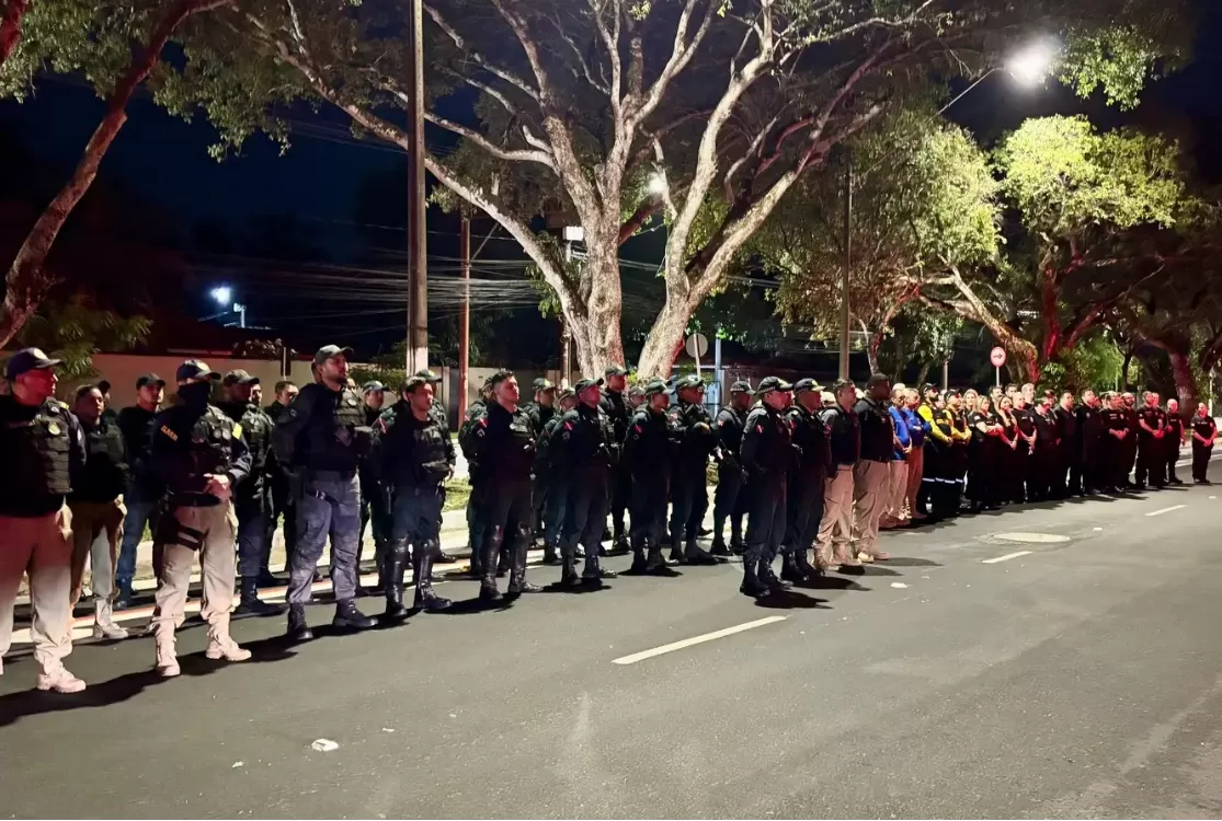 Operação em Icoaraci dita regra, enquadra bares no meio da rua e apreende motos