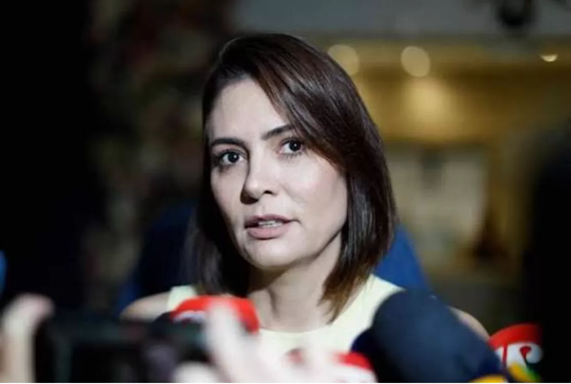 Michelle Bolsonaro confirma candidatura ao Senado pelo DF na convenção do PL