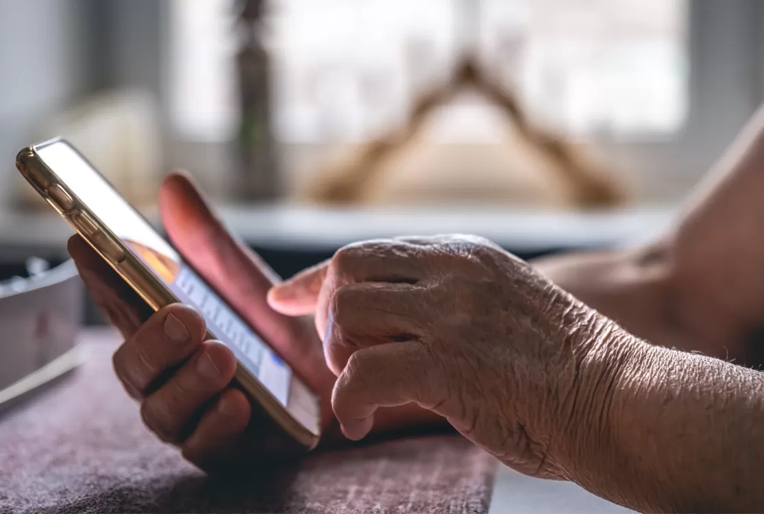 Em tempos de inovação, tecnologia facilita rotina bancária na melhor idade