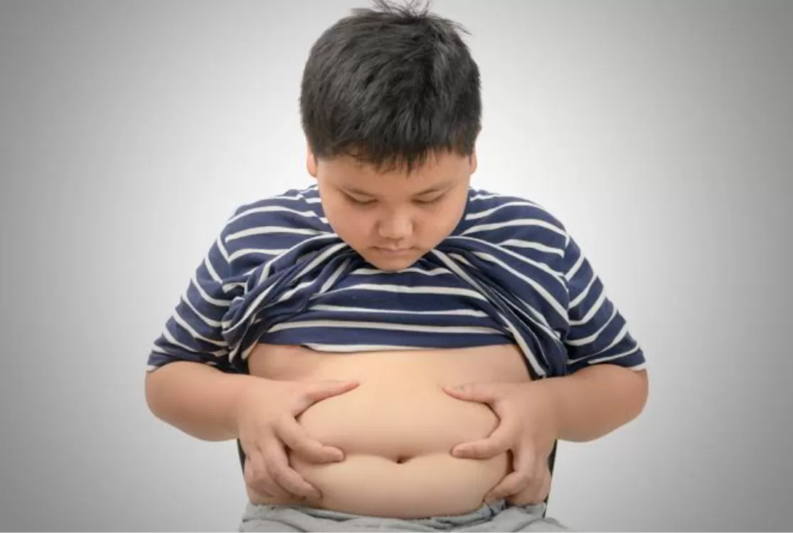 Obesidade infantil: 5 cuidados que ajudam a mudar os hábitos das crianças