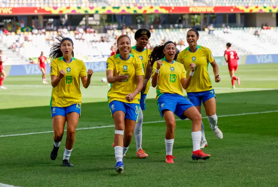 Seleção feminina do Brasil derrota Canadá e avança às oitavas do Mundial Sub-20