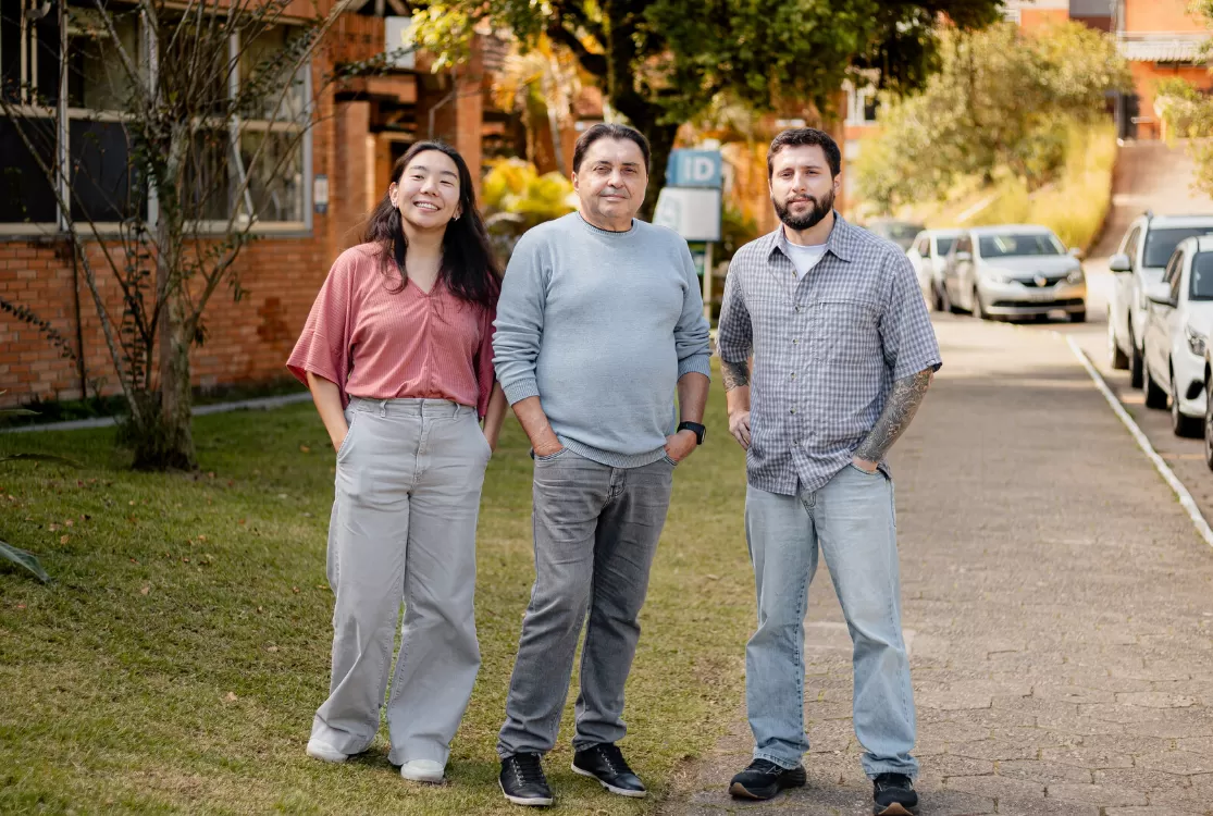Trio brasileiro lidera expedição que vai investigar profundezas do Atlântico