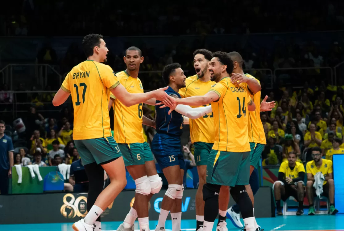 Brasil ganha bem da Bolívia no Sul-Americano de Vôlei com volta de Darlan