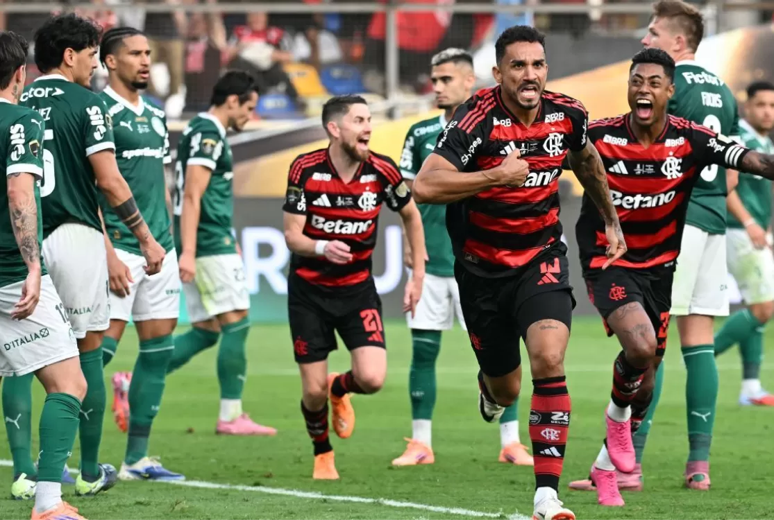 Flamengo mantém favoritismo sobre Palmeiras no Brasileirão; veja números